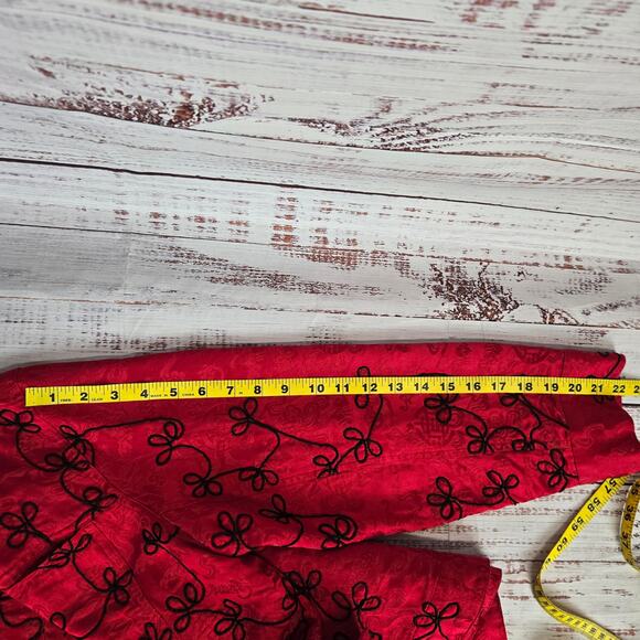 Chico's Red 100% Silk Jacket Black Embroidery Size 3 (XL) Asian Inspired Print - Picture 8 of 10